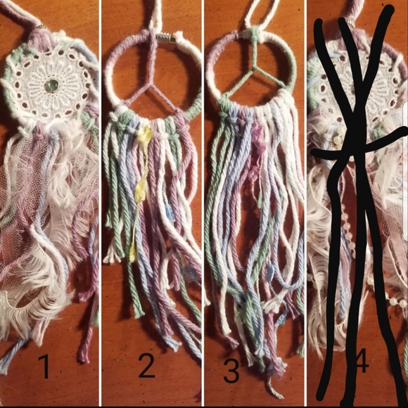Handmade Small Dreamcatcher Accessory Hippie Boho - Picture 1 of 6